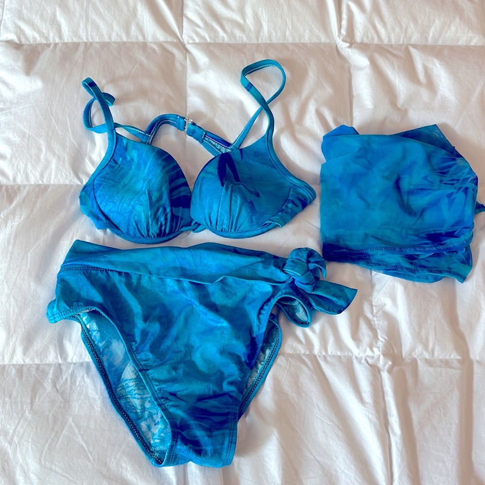 Athena High Cut Push Up Bikini & coverup Sarong NWOT 8 10